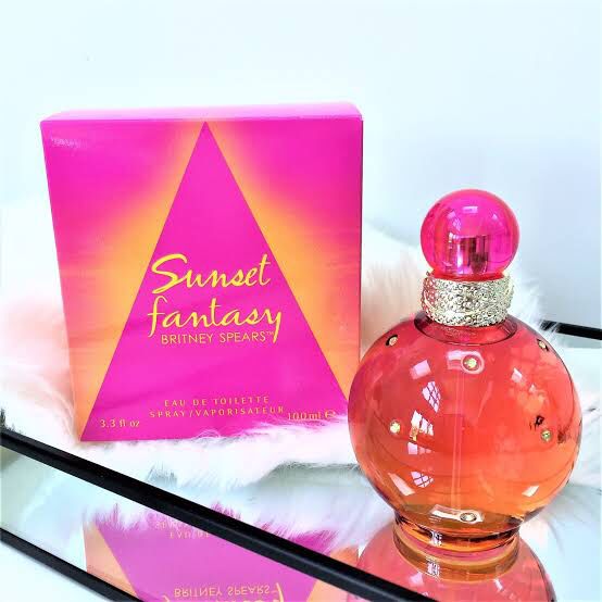 Britney Spears Sunset fantasy
EDT 100ml